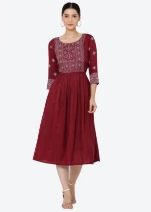 Generic Women's Casual Rayon 3-4th Sleeves Kurti (Maroon)